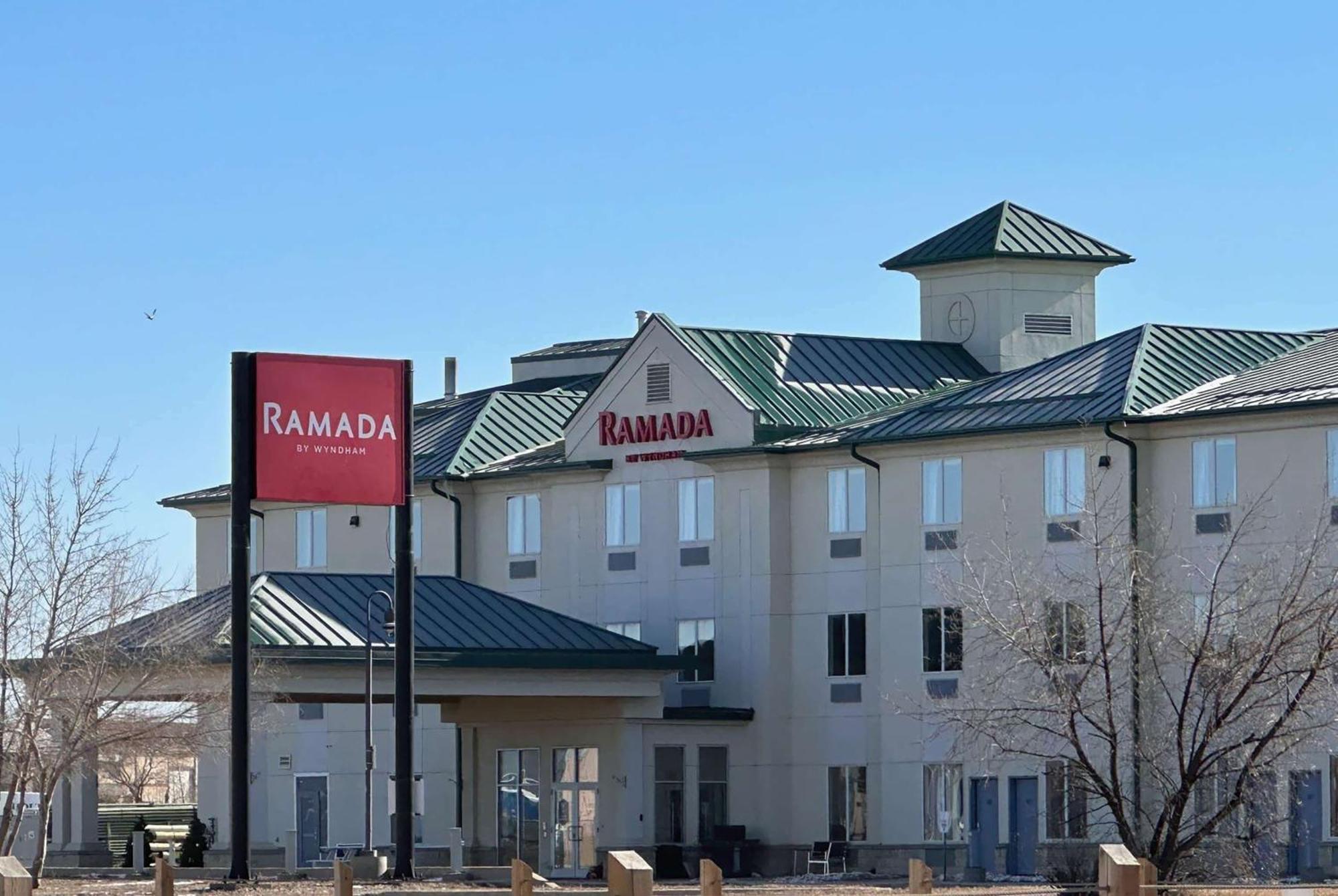 ホテル エステバン Estevan エクステリア 写真