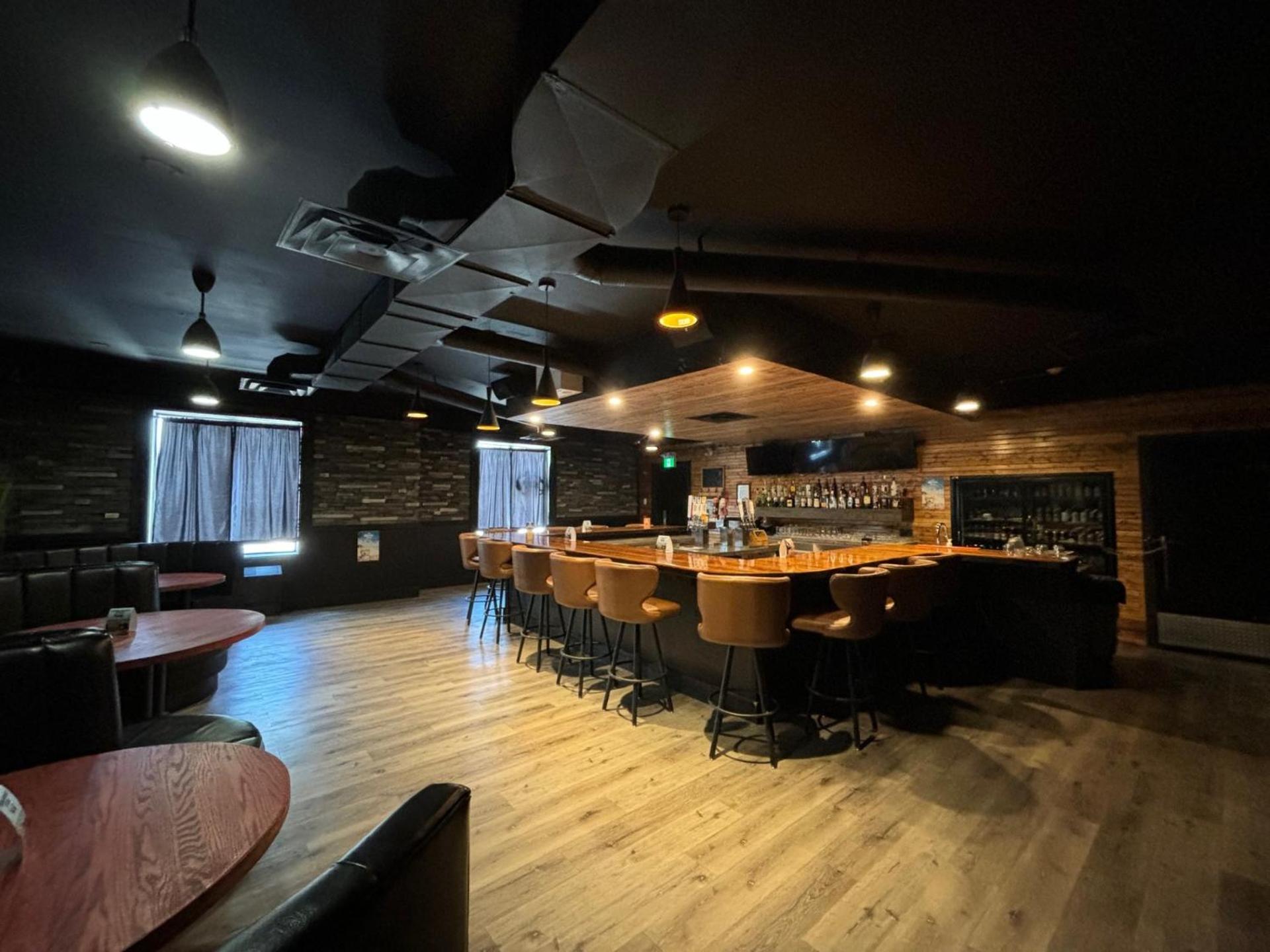 ホテル エステバン Estevan エクステリア 写真